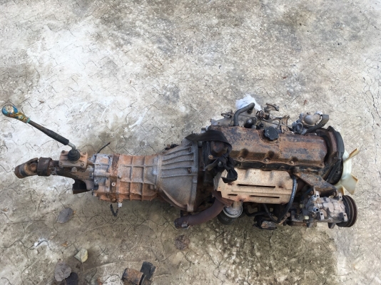 ขายเครื่องพร้อมเกียร์ 2L