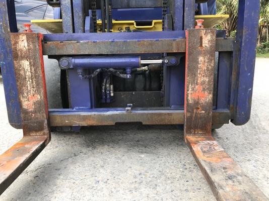 ขายFORKLIFT KOMATSU FG20-12(2ตัน)งาสไลด์ เสา3.0เมตร สวยเดิมจากญี่ปุ่น ยังไม่เคยใช้ในไทย 155,000เท่านั้น!!