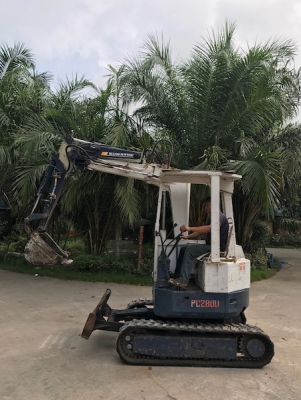 ขายKOMATSU PC28 uu (pc30)(ลายหัวแย๊ก)คอนโทลดี ปั้มแรง แน่นๆ สวยเดิมจากญี่ปุ่น100\% ทำงานสมบูรณ์ทุกระบบ รับรองไม่ผิดหวัง 185,000 เท่านั้น!!