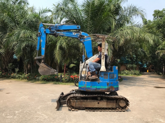 ขายแบคโฮ YANMAR YB30(pc30) เดิมจากญี่ปุ่นแท้100\% ทำงานสมบูรณ์ทุกระบบ รับรองไม่ผิดหวัง 180,000 เท่าน ขายแบคโฮ YANMAR YB30(pc30) เดิมจากญี่ปุ่นแท้100\% ทำงานสมบูรณ์ทุกระบบ รับรองไม่ผิดหวัง 180,000 เท่าน