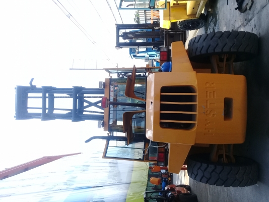 ขายรถยกตู้ป่าว