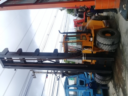 ขายรถยกตู้ป่าว