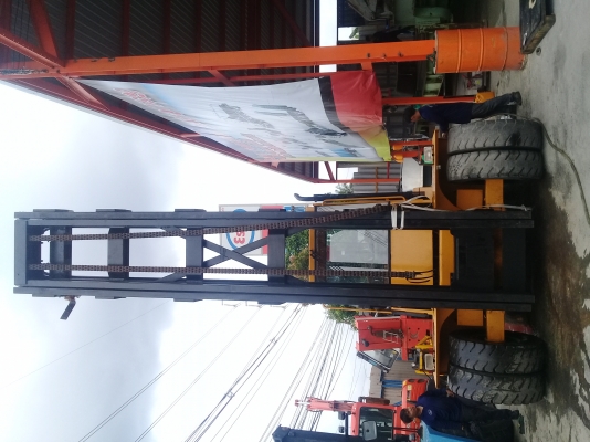 ขายรถยกตู้ป่าว