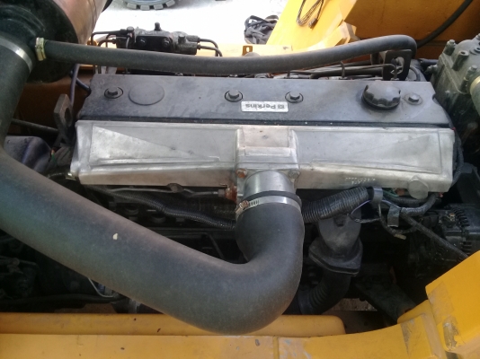 ขายรถยกตู้ป่าว