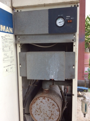 ขายเครื่องปั้มลมมือสอง 30 แรงม้ามีAir Dryer ในตัว มือสองญี่ปุ่น