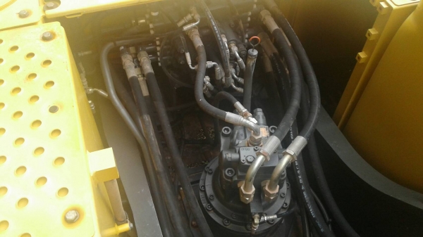 แบคโฮ VOLVO EC210 B ใช้งาน5000ช.ม เอกสารอินวอยซ์