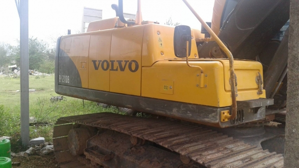 แบคโฮ VOLVO EC210 B ใช้งาน5000ช.ม เอกสารอินวอยซ์