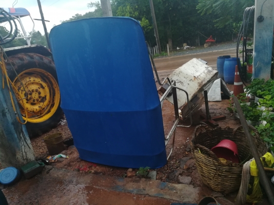 ขายหลังคารถไถฟอร์ดสภาพสวย ขายหลังคารถไถฟอร์ดสภาพสวย