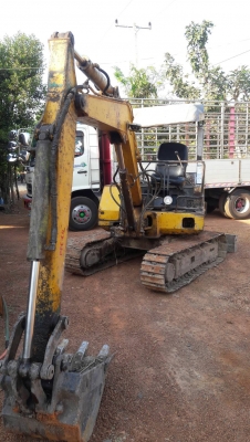 ขายแบคโคเล็กkomatsu pc30