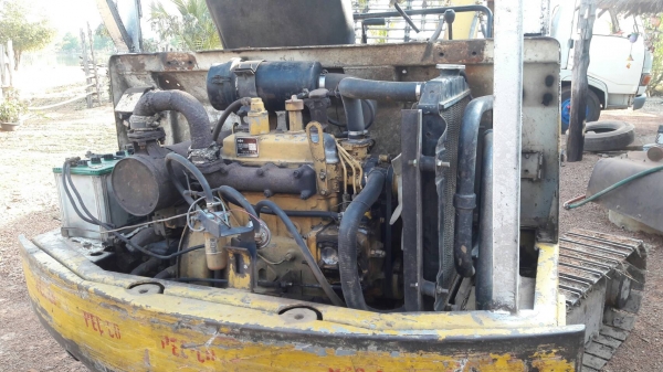 ขายแบคโคเล็กkomatsu pc30