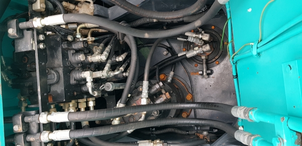 ขายรถขุด KOBELCO SK140LC-8 YP09 SuperXM สภาพเทพบุตร