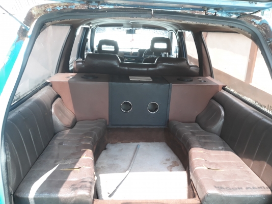 Big M แวน ดีเซลTD25 รถจอดไว้นาน