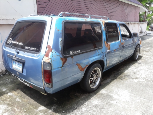 Big M แวน ดีเซลTD25 รถจอดไว้นาน