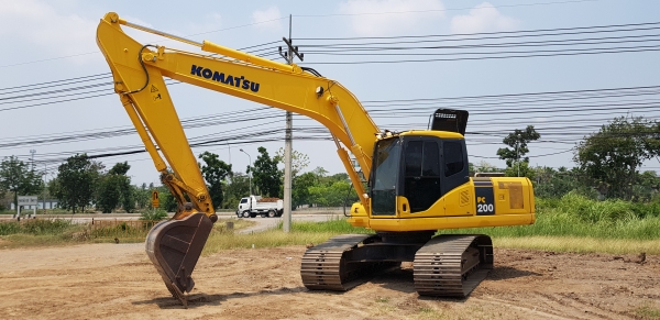 ขายรถแบ็คโฮ KOMATSU PC200-7 ใช้งาน 7 พันชั่วโมง รถสวย สภาพดี  สภาพนางฟ้า
