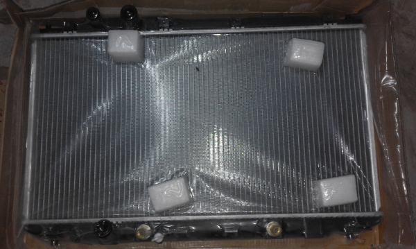 หม้อน้ำ Honda civic1.8 auto