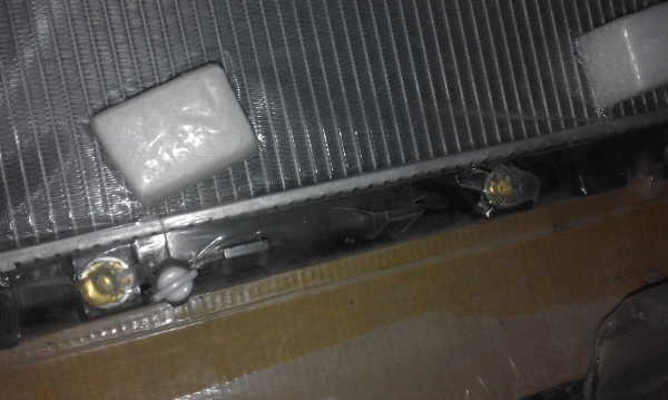 หม้อน้ำ Honda civic1.8 auto