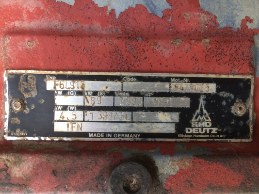 ขายเสื้อสูบพร้อมเพลาข้อเหวี่ยงของเครื่องยนต์ ด๊อยซ์ DEUTZ F6L913