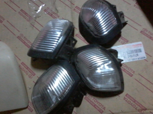 ไฟเลี้ยวมุมกระจกมองข้างไฟฟ้า รุ่น ISUZU All new