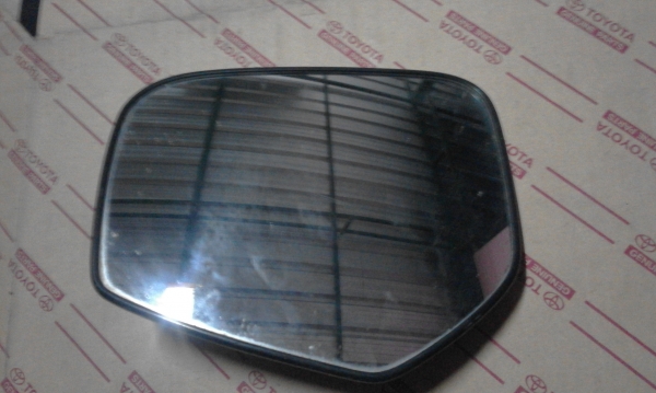 เลนส์กระจกมองข้าง Mitsubishi Triton (L)
