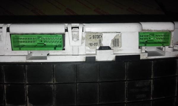 จอเรือนไม ISUZU Dmax