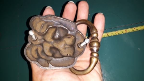 ขายมือจับประตูทองเหลืองโบราณหัวเสือใหม่เก่าเก็บ ขายมือจับประตูทองเหลืองโบราณหัวเสือใหม่เก่าเก็บ