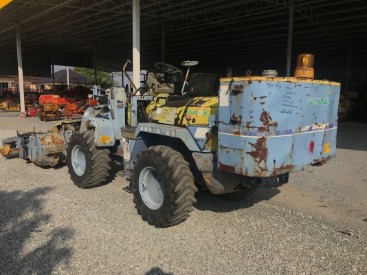 ขายรถตักFURUKAWAรุ่นFL302-2นำเข้าญี่ปุ่นไม่เคยใช้งานในไทยเอวอ่อนเครื่องอีซูซุ มีปุ้งกี๋ตักสภาพดีพร้อมใช้งาน แถมตัวปัดดูดฝุ่น 081-8302909 จิรโรจน์ Line ID :  jiraroj2909