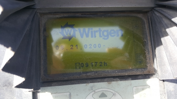 รถกัดถนน Wirtgen W2200 รถกัดถนน Wirtgen W2200