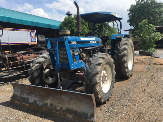 ขายรถไถฟอร์ด 2 เพลา รุ่น 7810 สนใจโทร. 080-6779559 IDไลน์ 0806779559 ขายรถไถฟอร์ด 2 เพลา รุ่น 7810 สนใจโทร. 080-6779559 IDไลน์ 0806779559