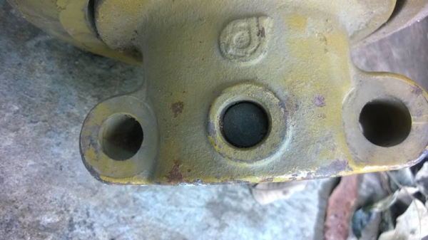 ลูกรอก-TRACK-ROLLER-โรลเลอร์