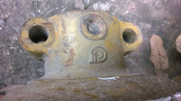 ลูกรอก-TRACK-ROLLER-โรลเลอร์