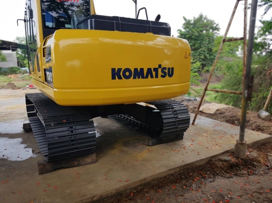 ขายรถแบคโฮ KOMATSU PC130-8 ใช้งาน 6 พันชั่วโมง สภาพนางงามจักรวาล ขายรถแบคโฮ KOMATSU PC130-8 ใช้งาน 6 พันชั่วโมง สภาพนางงามจักรวาล