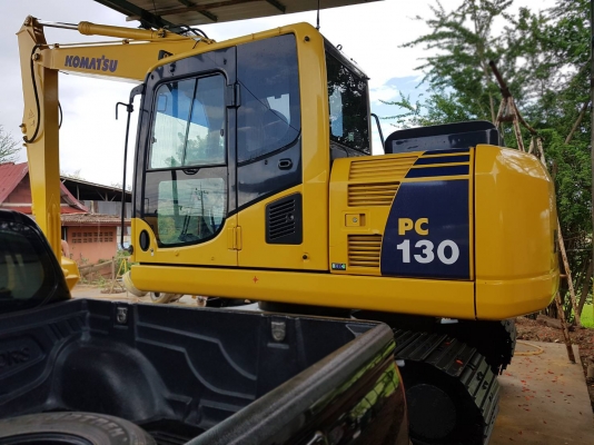ขายรถแบคโฮ KOMATSU PC130-8 ใช้งาน 6 พันชั่วโมง สภาพนางงามจักรวาล ขายรถแบคโฮ KOMATSU PC130-8 ใช้งาน 6 พันชั่วโมง สภาพนางงามจักรวาล