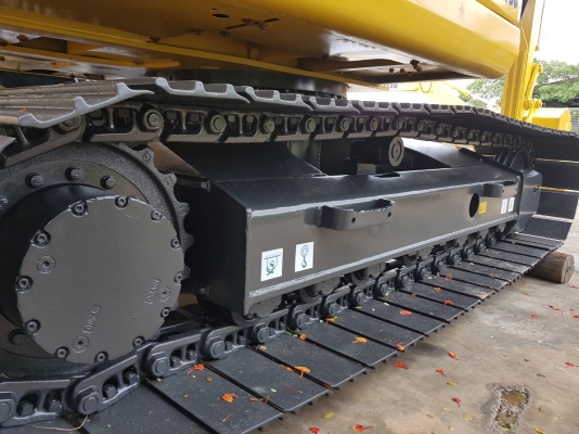 ขายรถแบคโฮ KOMATSU PC130-8 ใช้งาน 6 พันชั่วโมง สภาพนางงามจักรวาล ขายรถแบคโฮ KOMATSU PC130-8 ใช้งาน 6 พันชั่วโมง สภาพนางงามจักรวาล