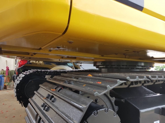 ขายรถแบคโฮ KOMATSU PC130-8 ใช้งาน 6 พันชั่วโมง สภาพนางงามจักรวาล ขายรถแบคโฮ KOMATSU PC130-8 ใช้งาน 6 พันชั่วโมง สภาพนางงามจักรวาล