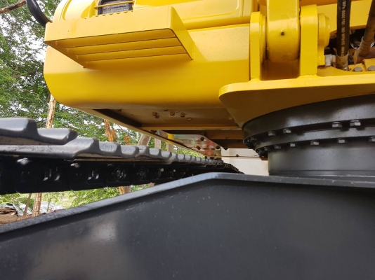 ขายรถแบคโฮ KOMATSU PC130-8 ใช้งาน 6 พันชั่วโมง สภาพนางงามจักรวาล ขายรถแบคโฮ KOMATSU PC130-8 ใช้งาน 6 พันชั่วโมง สภาพนางงามจักรวาล