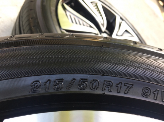 ล้อแม็กป้ายแดง Honda Civic FK ขอบ 17 พร้อมยางป้ายแดง 215-50-17 ปี 18 Yokohama ใหม่ๆ กริ๊ปทุกวง