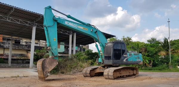 ขายรถแบคโฮ KOBELCO SK200-8 YN12 SuperX สภาพเทพนางฟ้า ใช้งานเพียง 5,048 ชั่วโมง ขายรถแบคโฮ KOBELCO SK200-8 YN12 SuperX สภาพเทพนางฟ้า ใช้งานเพียง 5,048 ชั่วโมง
