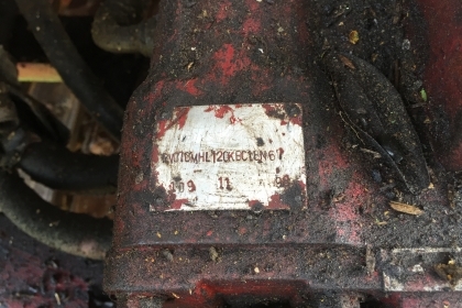 ศักพัฒนาอุ้ม3ตัน เครื่องIsuzu6HH1เทอโบ ปั้มคู่ ตัวเดิน12HTโรลเลอร10ลูก