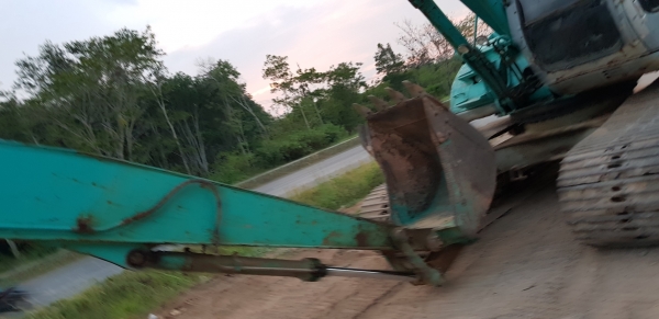 ขายรถแบคโฮ KOBELCO SK200 MarkV Super บูมยาว 16 เมตร สภาพดี พร้อมใช้งาน