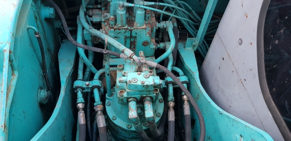 ขายรถแบคโฮ KOBELCO SK200 MarkV Super บูมยาว 16 เมตร สภาพดี พร้อมใช้งาน