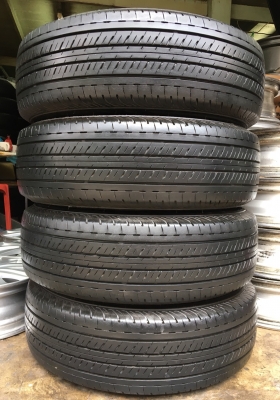 ล้อแม็ก Toyota Revo ขอบ 16 พร้อมยาง Bridgestone 215-65-16 ปี 17