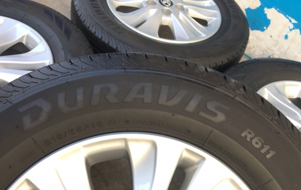 ล้อแม็ก Toyota Revo ขอบ 16 พร้อมยาง Bridgestone 215-65-16 ปี 17