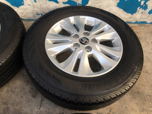 ล้อแม็ก Toyota Revo ขอบ 16 พร้อมยาง Bridgestone 215-65-16 ปี 17