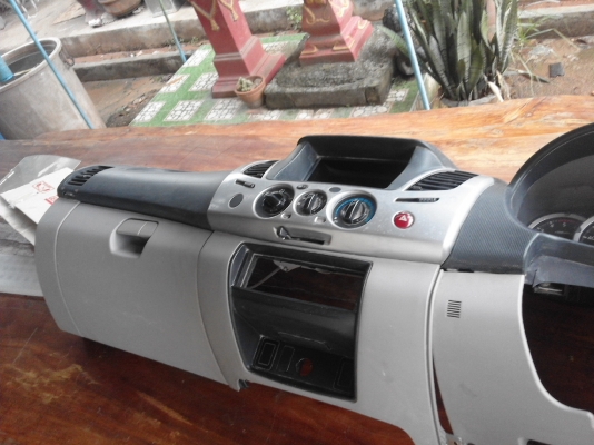 ชุดคอนโซนหน้า Mitsubishi Triton