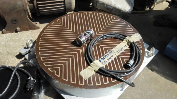 แม่เหล็กไฟฟ้า 600x100 DC 24 V พร้อมหม้อแปลง 2 สาย ไฟบ้าน 220V