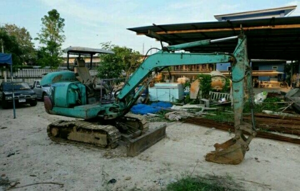 ขาย!! >>> Komatsu Pc30 รุ่น 7 พร้อมใช้งาน <<< เบอร์ติดต่อ 098-7155789 086-4631102