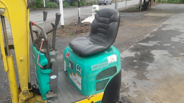 รถขุดเล็กยันม่าร์SV08้เก่าญี่ปุ่น รถขุดเล็กยันม่าร์SV08้เก่าญี่ปุ่น