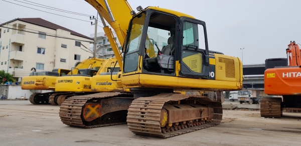 ขายรถแบ็คโฮ KOMATSU PC200-7 ใช้งาน 9 พันชั่วโมง รถสวย สภาพดี พร้อมใช้งาน