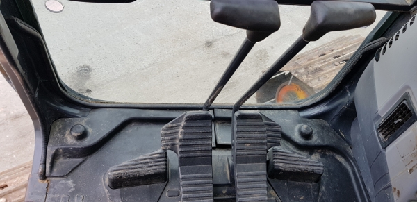 ขายรถแบ็คโฮ KOMATSU PC200-7 ใช้งาน 9 พันชั่วโมง รถสวย สภาพดี พร้อมใช้งาน