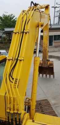 ขายรถแบ็คโฮ KOMATSU PC200-7 ใช้งาน 9 พันชั่วโมง รถสวย สภาพดี พร้อมใช้งาน